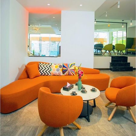 Hotel Omni Residency Dhaka Bagian luar foto