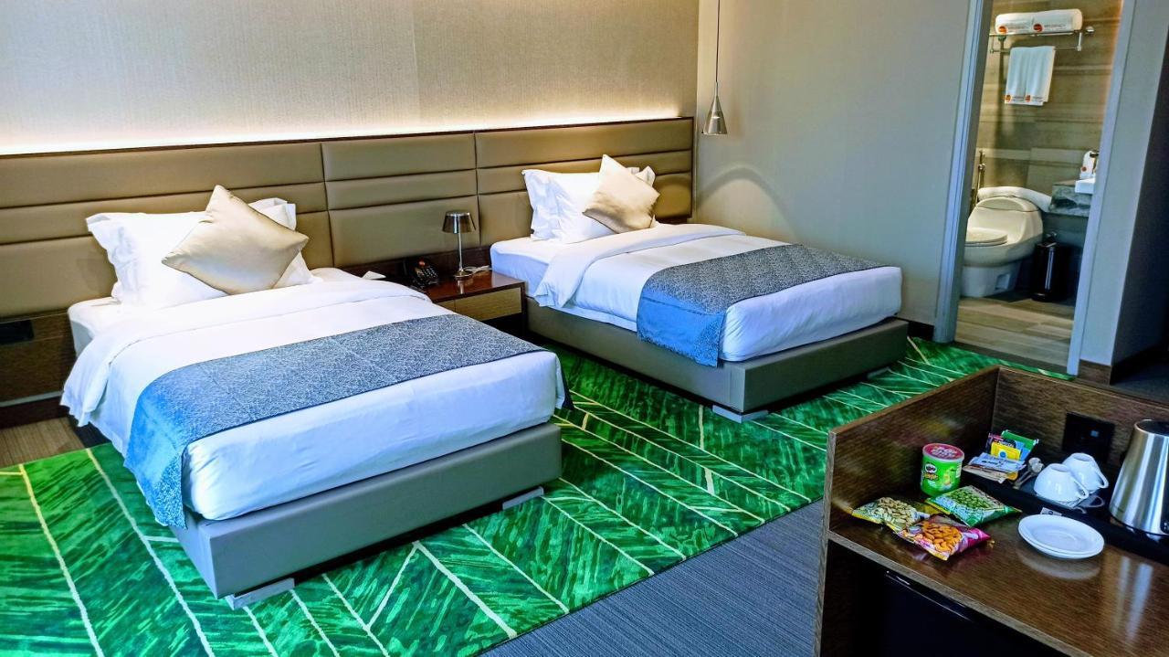 Hotel Omni Residency Dhaka Bagian luar foto