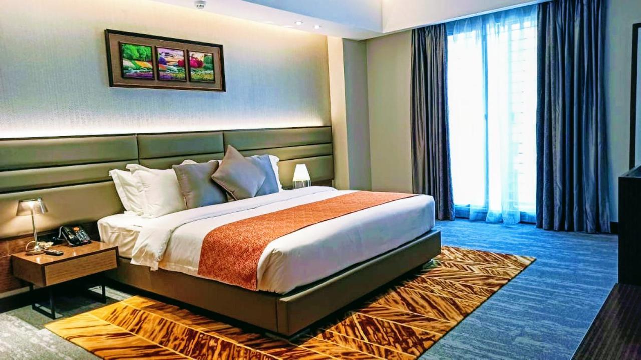 Hotel Omni Residency Dhaka Bagian luar foto