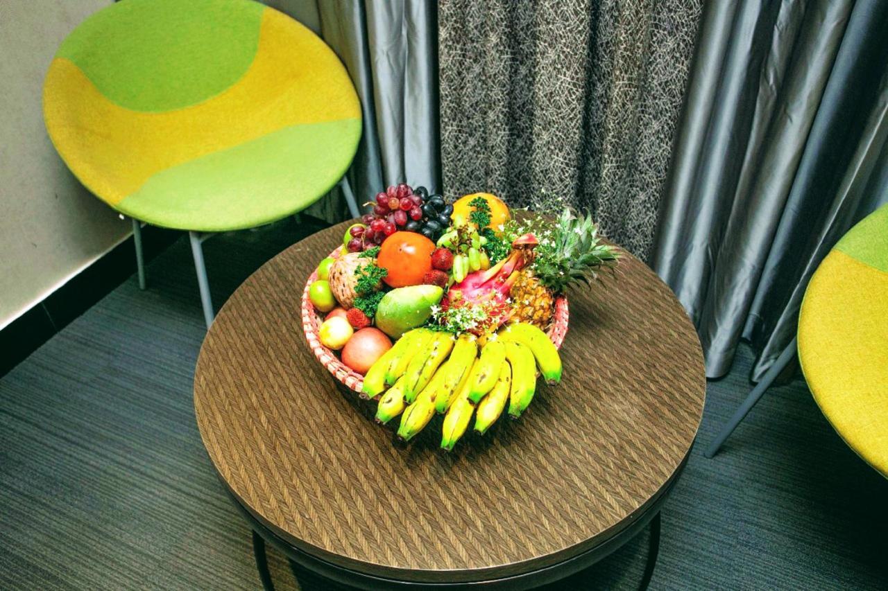 Hotel Omni Residency Dhaka Bagian luar foto